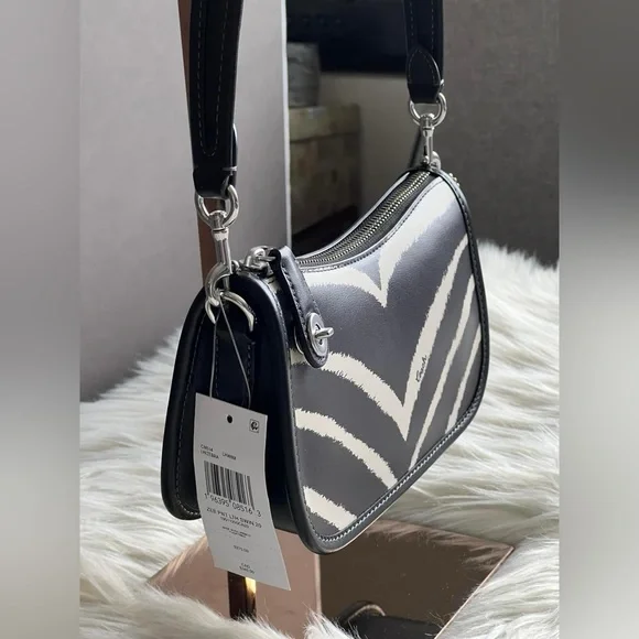 CM514 - Coach Swinger 20 with Zebra Print - Picture 2 of 12